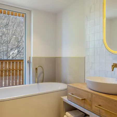 Caro & Selig, Tegernsee, Autograph Collection 4*